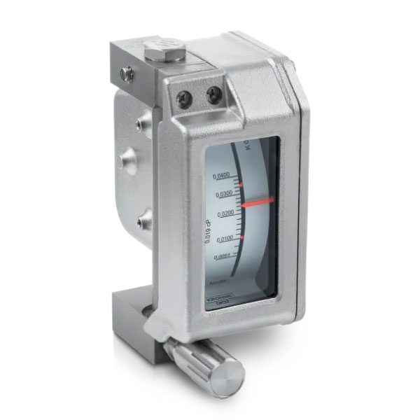 cuenot-regulation-dk37-m8-d-bitm-tre-gaz-liquides-220-bar image 1